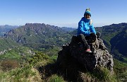 47 Sui cocuzzoli  di vetta con vista in Val Taleggio